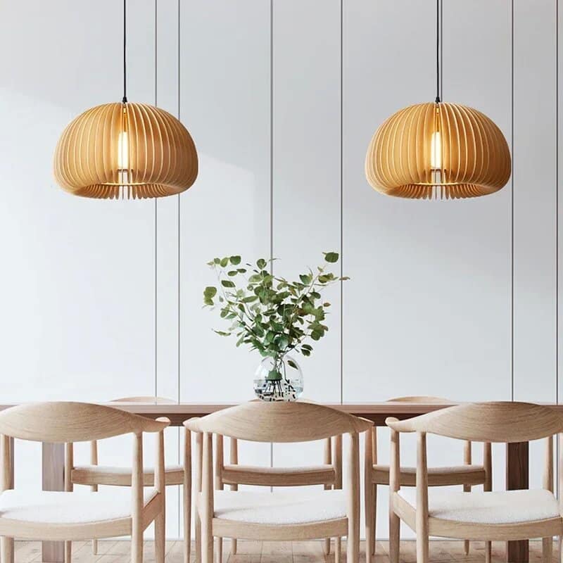 Suspension artisanale japonaise aux courbes naturelles