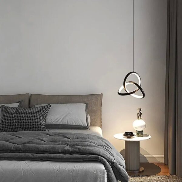 Suspension circulaire contemporaine