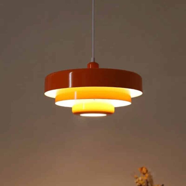 Suspension circulaire design nordique