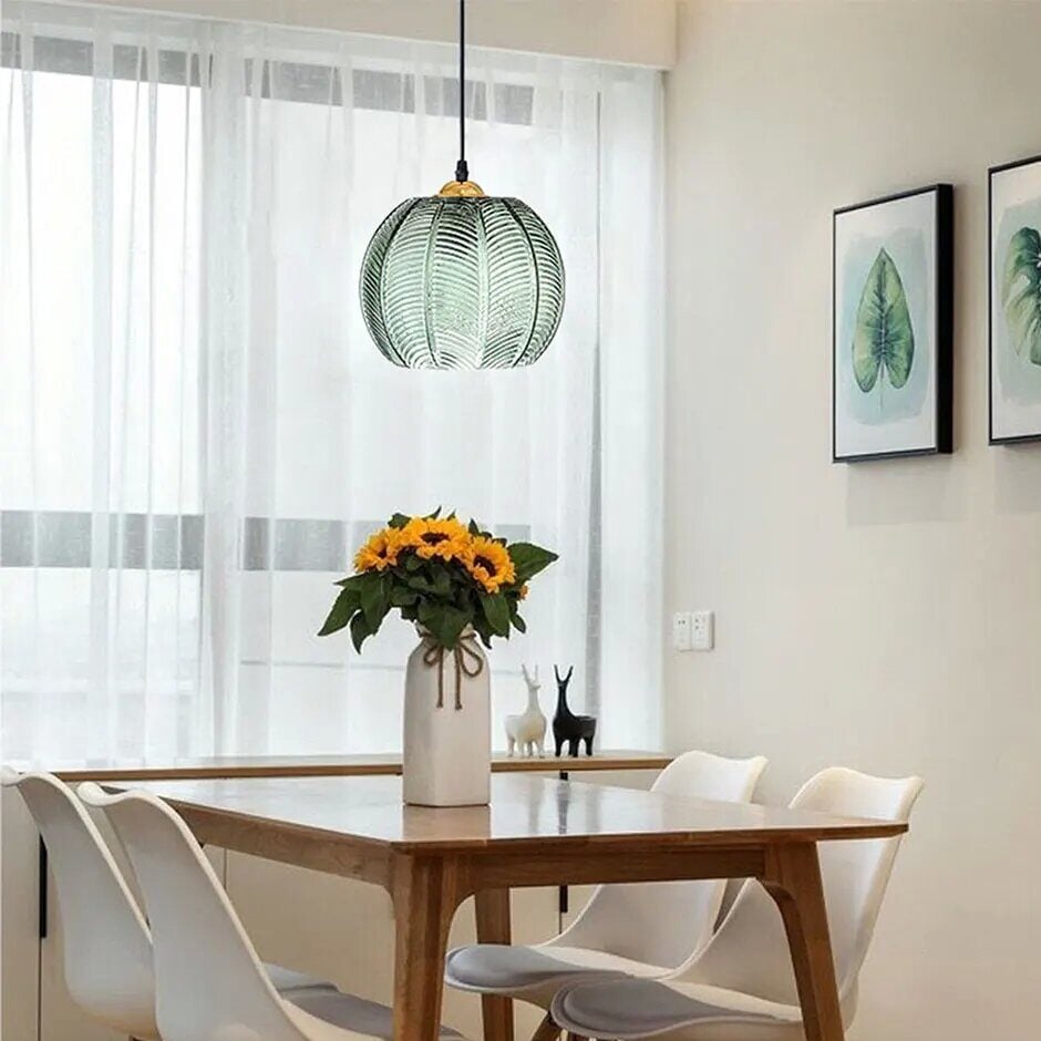 Suspension en verre aux accents nordiques