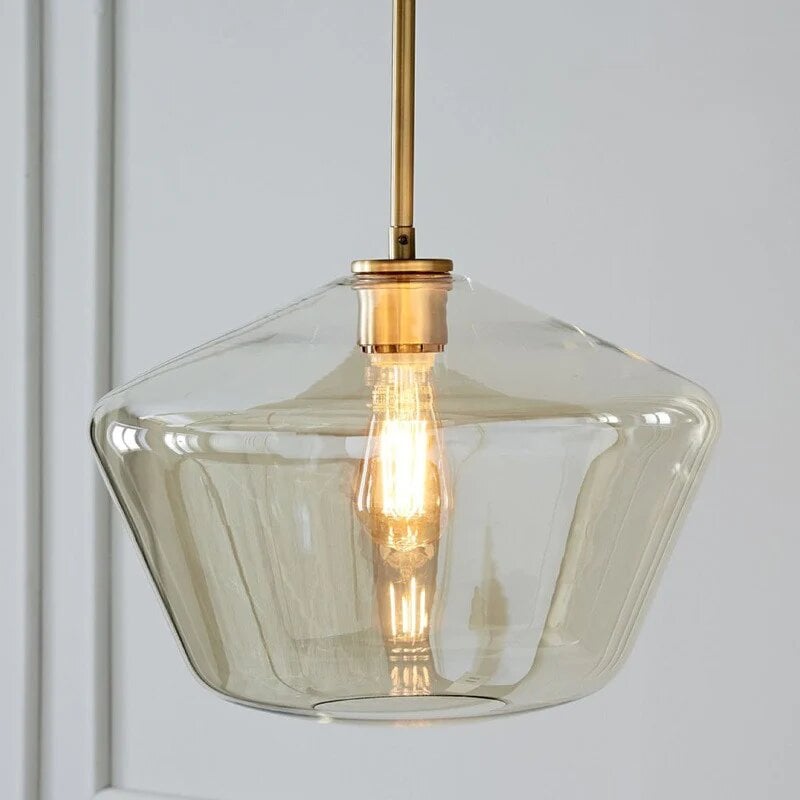 Suspension contemporaine en verre cristallin