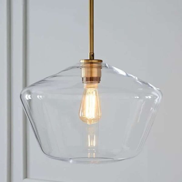 Suspension contemporaine en verre cristallin