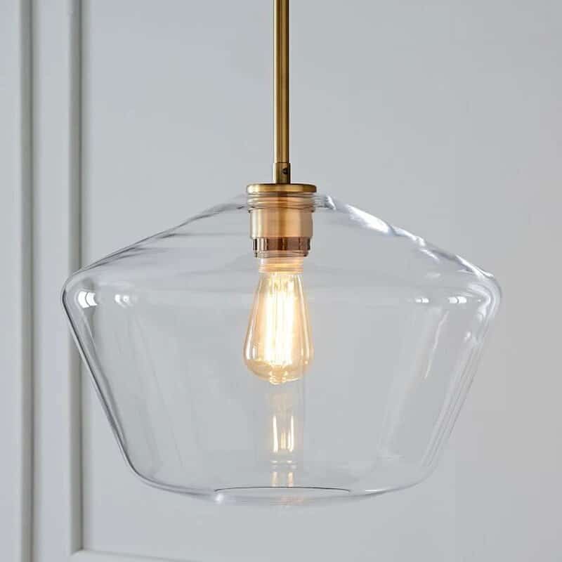 Suspension contemporaine en verre cristallin