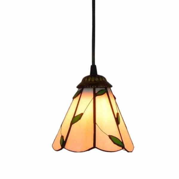 Suspension luminaire Tiffany aux motifs floraux délicats