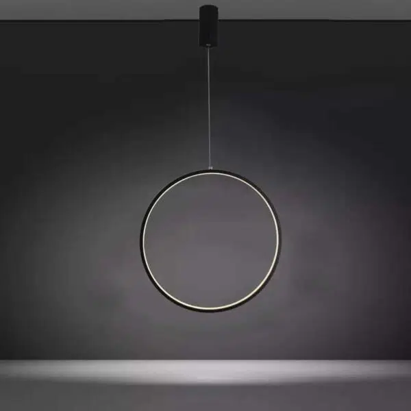Suspension annulaire contemporaine en finition noir mat