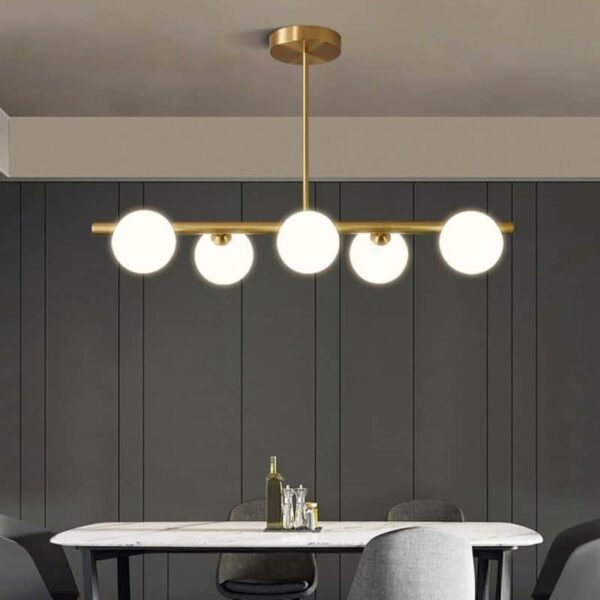 Suspension design contemporaine : cinq globes lumineux LED