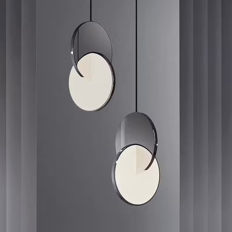 Suspension luminaire argent au design épuré contemporain