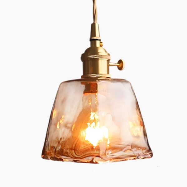 Suspension lumineuse en verre au design intemporel