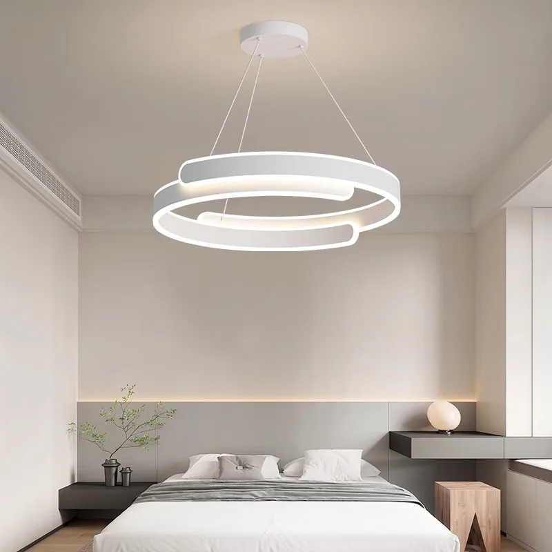 Suspension luminaire circulaire LED en blanc raffiné