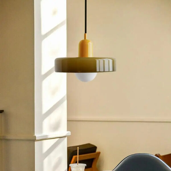 Suspension luminaire contemporaine aux lignes aériennes