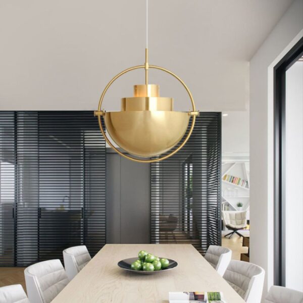 Suspension lumineuse à géométrie variable