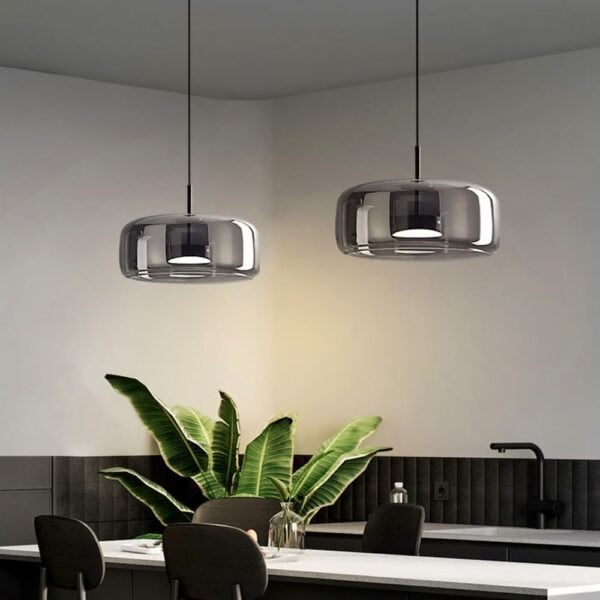 Suspension LED contemporaine en verre épuré