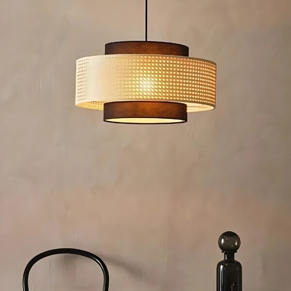 Suspension Artisanale en Rotin Tressé Design Vintage