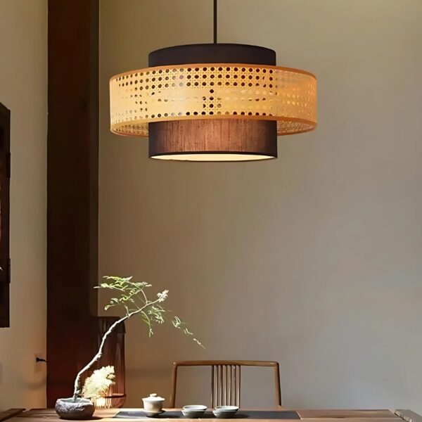 Suspension Artisanale en Rotin Tressé Design Vintage