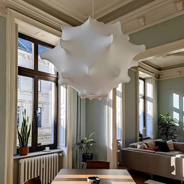 Suspension design aux influences asiatiques contemporaines