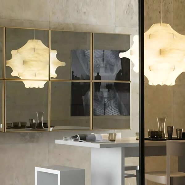Suspension design aux influences asiatiques contemporaines