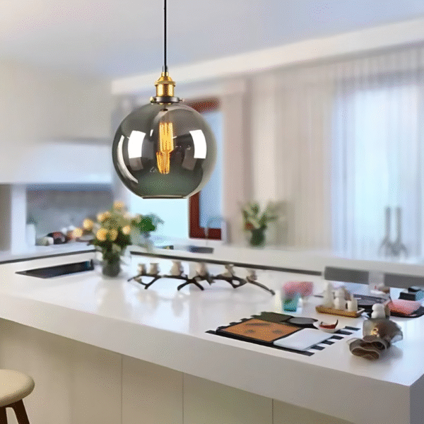 Suspension luminaire sphérique en verre au design rétro